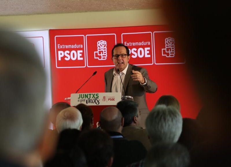 Presentado Raúl Iglesias como candidato del PSOE a la alcaldía de Plasencia