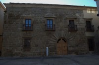 Palacio de los Carvajales-Girn;