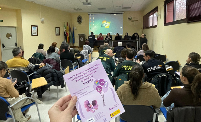 Plasencia impulsa la protección de mujeres y niñas con discapacidad víctimas de violencia de género con una jornada de coordinación institucional