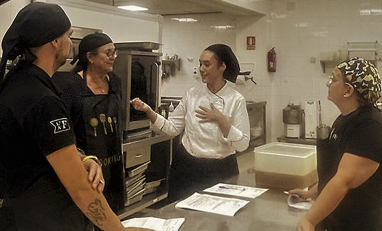 Comienzan los cursos de cocina básica para adultos en la Escuela Municipal de Cocina de Plasencia