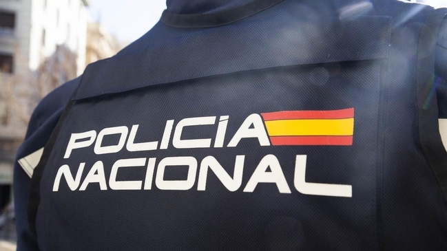 Policía Nacional detiene a dos personas por robar con violencia y retener ilegalmente a una persona en su domicilio