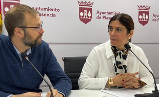 El Alcalde de Plasencia visita la Escuela Taller 'José Alonso Vicente' y destaca su alta inserción laboral