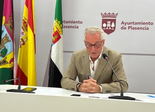 Plasencia intensifica su plan estival de limpieza, desinsectación y mejora de espacios públicos