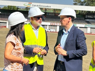 La reforma del Campo de Fútbol del Estadio Municipal terminarán a final del mes de julio