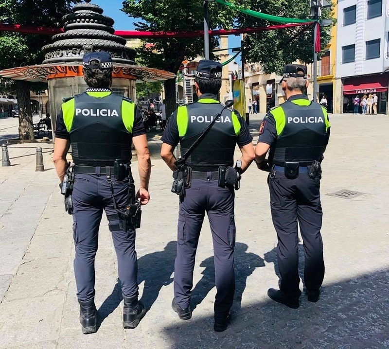 La Policía local detiene un menor por conducir sin carné y accidente grave con patinete eléctrico ayer en Plasencia