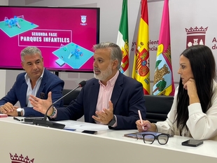 El Ayuntamiento de Plasencia impulsa la segunda fase de renovación de parques infantiles con una inversión de 250.000 euros