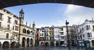 La Plaza Mayor de Plasencia restringirá el acceso durante fines de semana y festivos por alta afluencia de personas