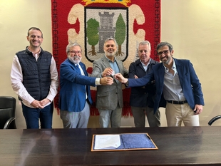 El Ayuntamiento de Plasencia cede un piso a la AECC para la acogida de pacientes oncológicos y sus familias